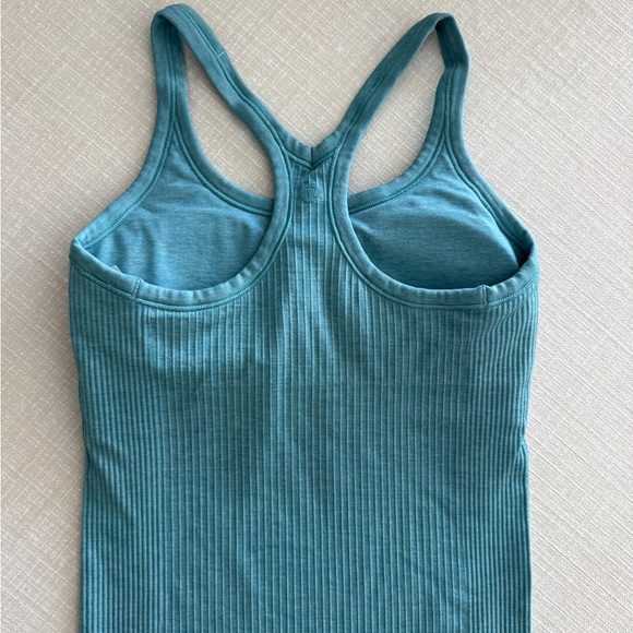 Lululemon Ribbed Tank Top 2 - Picture 2 of 4